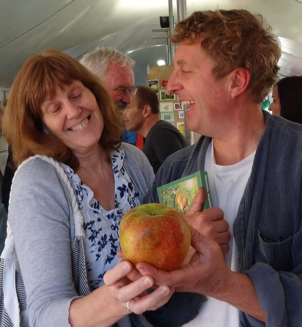 A splendid Peasgood Nonsuch apple is identified to the delight of its owner